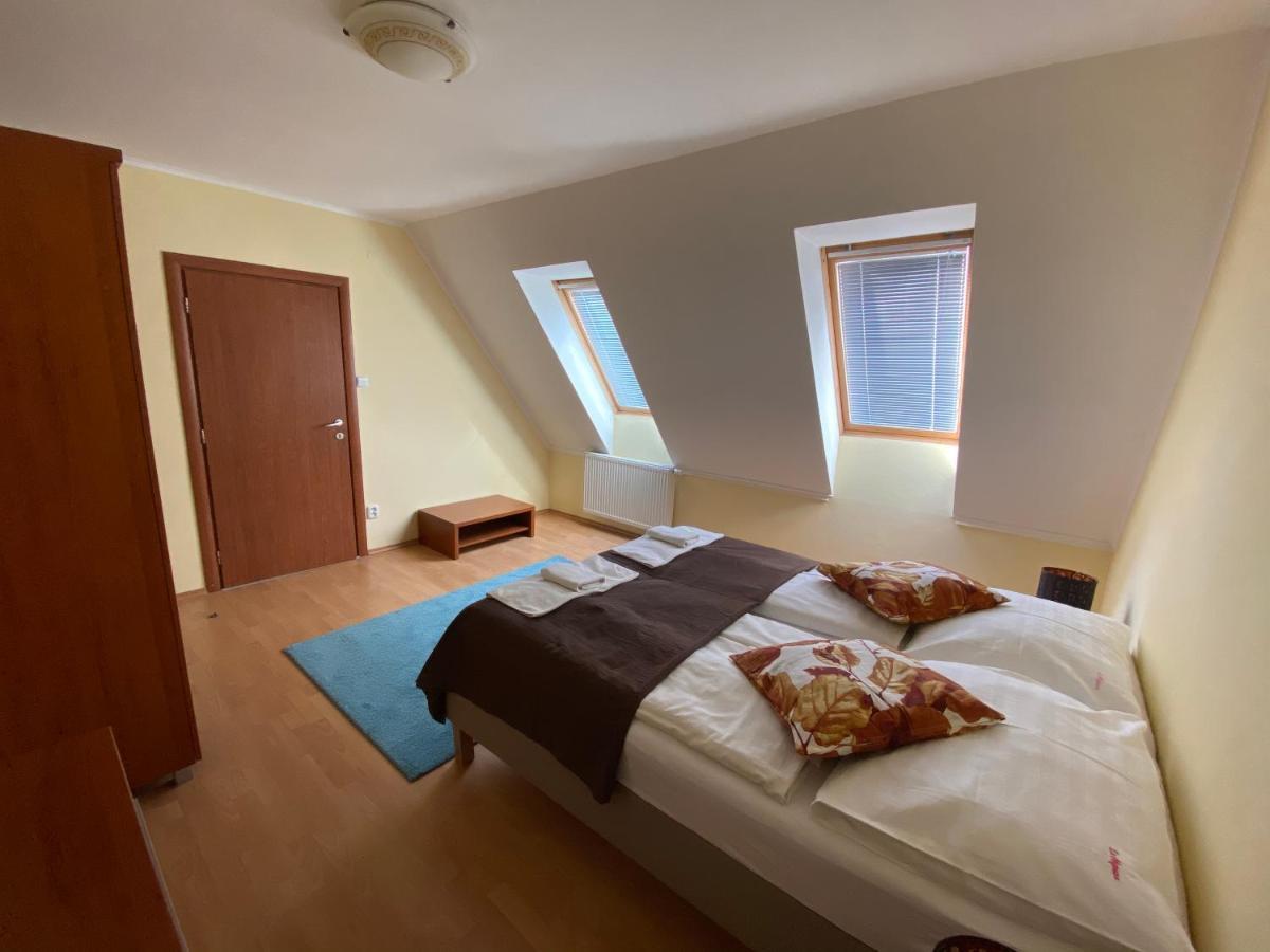 Penzion Le Monde Hotel Bardejov Exterior foto